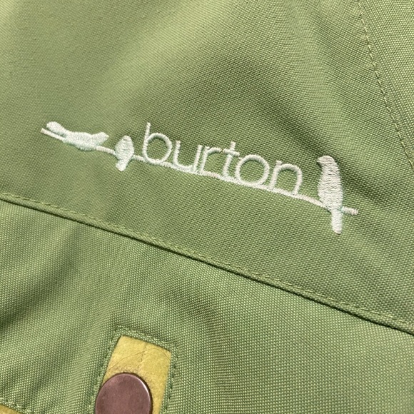 Burton snowboarding jacket - Picture 1 of 3